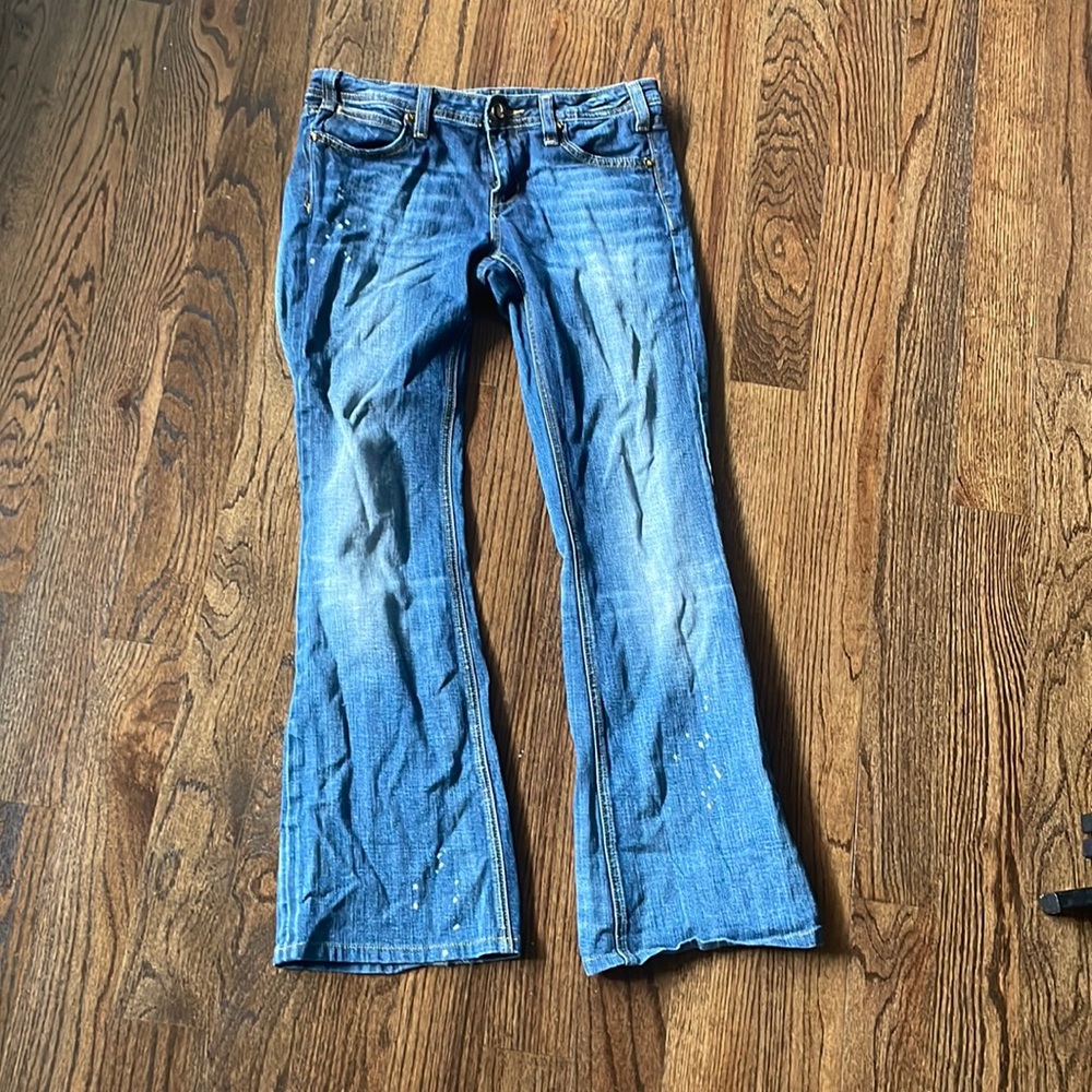 Vigoss Slightly distressed, bleached flare jeans